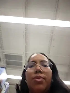 Snapshot of SheenaBrooke chatting on October 2025 12:19:01 AM SheenaBrooke online show from October 2025 12:19:01 AM