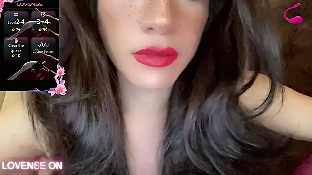 Snapshot of QUEEN_LILITH chatting on July 2026 10:11:01 AM QUEEN LILITH online show from July 2026 10:11:01 AM