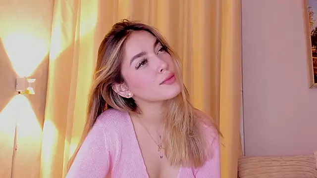 Assh lee  online show from March 2026 01:38:02 PM