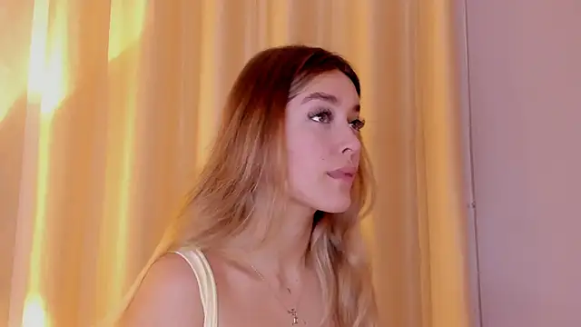 Assh lee  online show from April 2026 01:06:02 PM