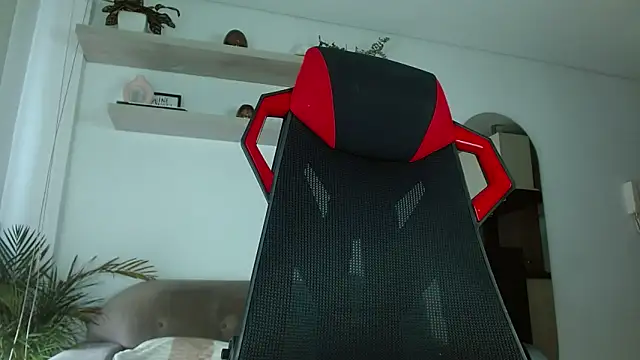 Robyn Miller online show from September 2025 12:28:01 PM