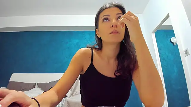 Anna Lewis online show from January 2025 06:35:02 AM
