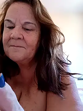 Snapshot of Yaya_Mineira chatting on December 2024 11:57:02 AM Yaya Mineira online show from December 2024 11:57:02 AM