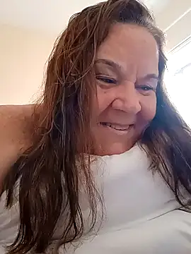 Snapshot of Yaya_Mineira chatting on January 2025 12:05:02 PM Yaya Mineira online show from January 2025 12:05:02 PM