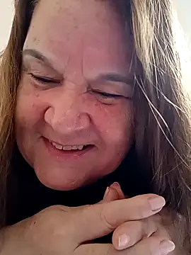 Snapshot of Yaya_Mineira chatting on January 2025 04:33:01 PM Yaya Mineira online show from January 2025 04:33:01 PM