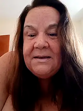 Snapshot of Yaya_Mineira chatting on February 2025 05:04:02 PM Yaya Mineira online show from February 2025 05:04:02 PM