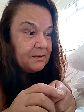 Snapshot of Yaya_Mineira chatting on March 2025 12:57:02 PM Yaya Mineira online show from March 2025 12:57:02 PM