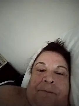 Snapshot of Yaya_Mineira chatting on November 2025 08:26:01 AM Yaya Mineira online show from November 2025 08:26:01 AM