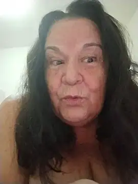 Yaya Mineira online show from March 2026 11:41:01 PM