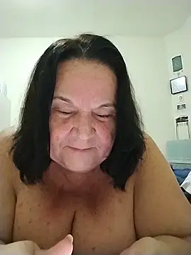 Yaya Mineira online show from April 2026 02:51:01 AM