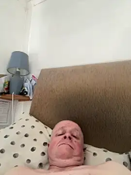 locallad88 online show from April 2026 03:58:01 PM