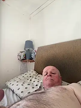 locallad88 online show from April 2026 04:15:02 PM