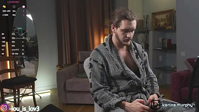 Louis Karlos online show from November 2025 04:45:02 AM