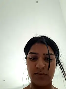 Snapshot of AnnRosse18 chatting on March 2025 02:29:01 PM AnnRosse18 online show from March 2025 02:29:01 PM