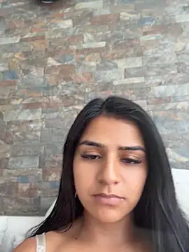 Snapshot of AnnRosse18 chatting on May 2026 04:03:02 PM AnnRosse18 online show from May 2026 04:03:02 PM