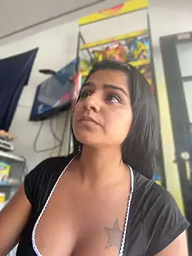 AnnRosse18 online show from July 2026 05:18:02 PM