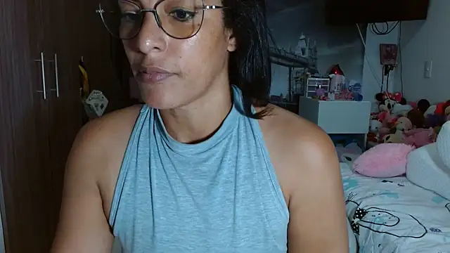 Snapshot of kateleyagrey chatting on December 2024 12:07:01 AM kateleyagrey online show from December 2024 12:07:01 AM