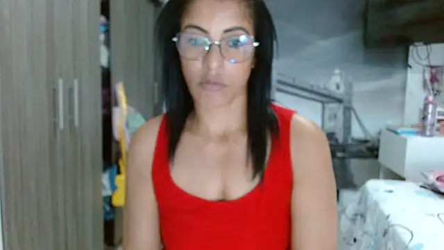 Snapshot of kateleyagrey chatting on February 2025 01:47:01 AM kateleyagrey online show from February 2025 01:47:01 AM