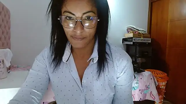 Snapshot of kateleyagrey chatting on March 2025 12:22:02 PM kateleyagrey online show from March 2025 12:22:02 PM