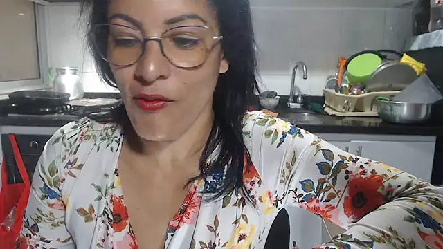 Snapshot of kateleyagrey chatting on September 2025 08:09:02 PM kateleyagrey online show from September 2025 08:09:02 PM