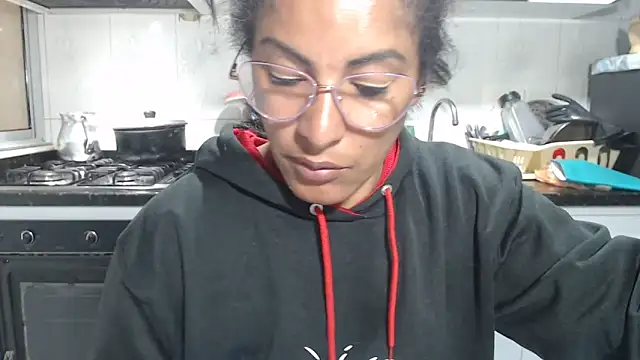 kateleyagrey online show from April 2026 02:38:01 PM