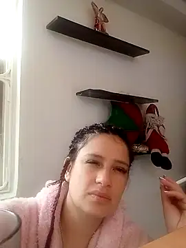 Violeta hornny online show from December 2024 02:22:02 PM