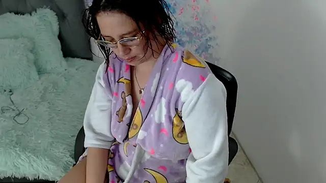 Violeta hornny online show from January 2025 11:38:01 PM