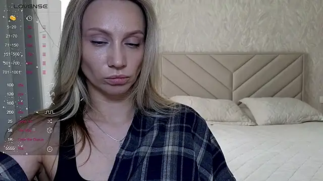 Alice Wonders online show from April 2026 07:33:01 AM