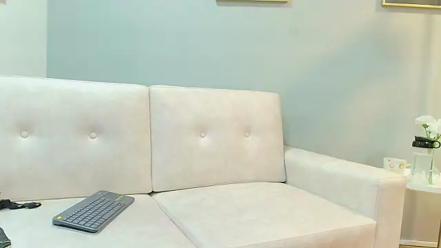 Savvanahh online show from January 2025 02:18:01 PM