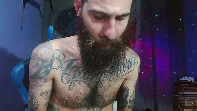 Snapshot of Tatted21xxx chatting on January 2025 09:57:02 PM Tatted21xxx online show from January 2025 09:57:02 PM
