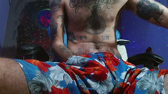 Snapshot of Tatted21xxx chatting on January 2025 06:10:01 PM Tatted21xxx online show from January 2025 06:10:01 PM
