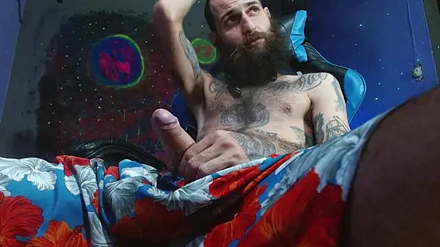 Snapshot of Tatted21xxx chatting on January 2025 06:31:01 AM Tatted21xxx online show from January 2025 06:31:01 AM
