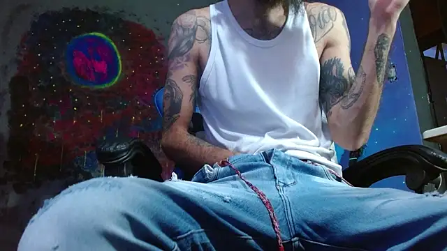 Snapshot of Tatted21xxx chatting on January 2025 04:36:02 AM Tatted21xxx online show from January 2025 04:36:02 AM