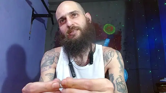 Snapshot of Tatted21xxx chatting on January 2025 02:08:01 AM Tatted21xxx online show from January 2025 02:08:01 AM