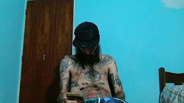 Snapshot of Tatted21xxx chatting on March 2025 11:09:02 PM Tatted21xxx online show from March 2025 11:09:02 PM
