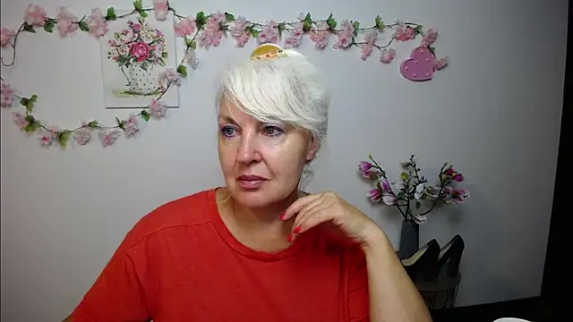 BlondyLeeBest online show from September 2025 06:18:02 PM