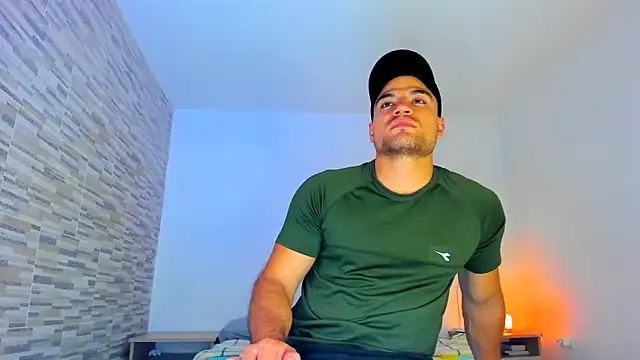 nicolas herrera online show from February 2025 01:15:01 AM