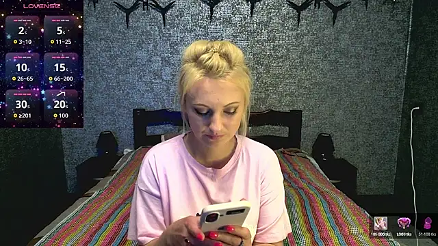 Snapshot of annagreeneyess chatting on May 2026 11:28:02 AM annagreeneyess online show from May 2026 11:28:02 AM