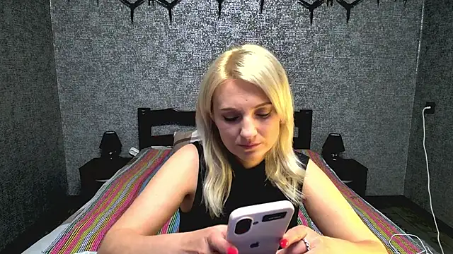 Snapshot of annagreeneyess chatting on May 2026 12:31:02 PM annagreeneyess online show from May 2026 12:31:02 PM