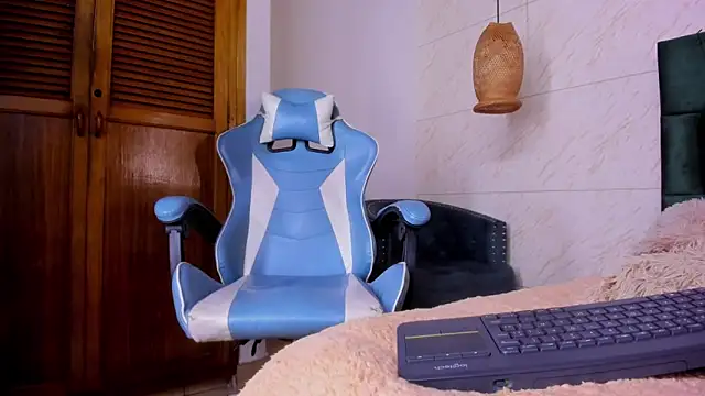 matteosantos online show from March 2025 02:45:01 PM