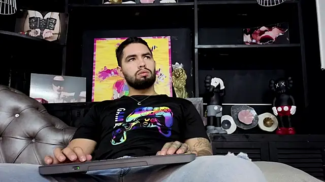 matteosantos online show from September 2025 11:36:02 AM