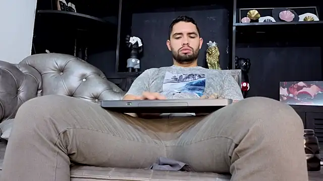 matteosantos online show from November 2025 11:36:02 AM