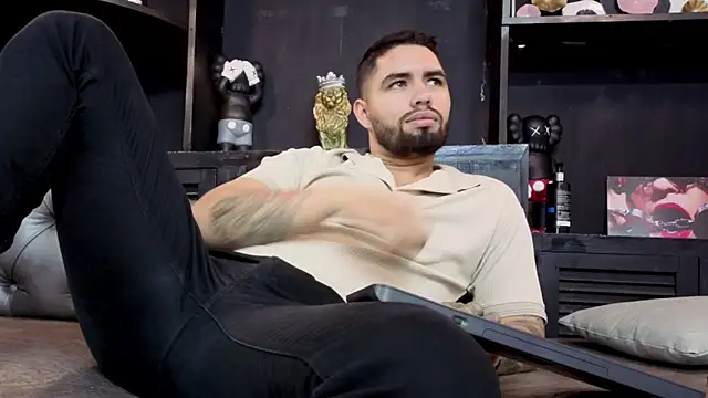 matteosantos online show from March 2026 01:51:01 PM