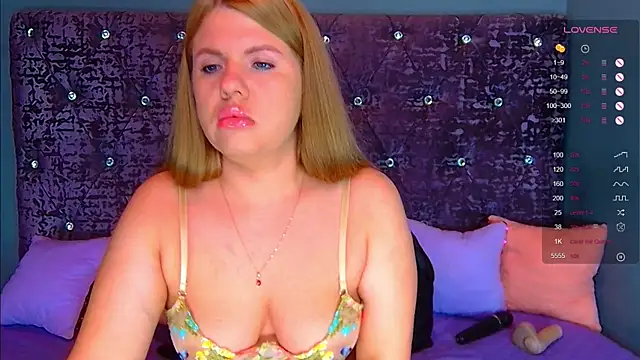 NoraBigAss online show from September 2025 01:27:01 AM