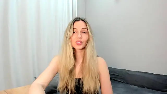  DarkRose  online show from February 2026 04:07:02 PM