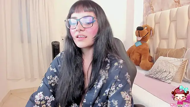 Snapshot of lucyycy chatting on November 2025 05:06:01 AM lucyycy online show from November 2025 05:06:01 AM