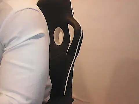 Kalel17073 online show from June 2026 03:49:02 PM