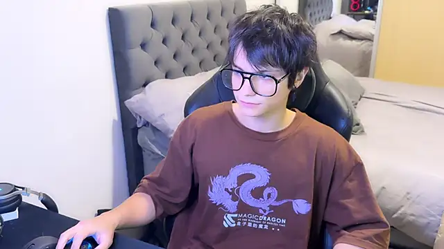 SasukeUhchiaa online show from March 2025 12:33:02 AM