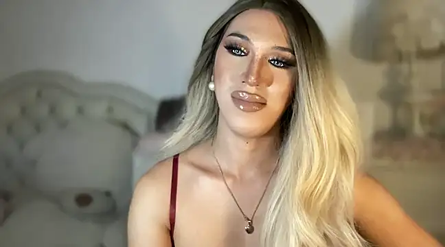 Ts glamxxxx online show from March 2025 01:12:02 PM