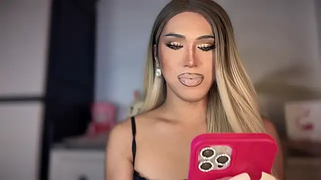 Ts glamxxxx online show from January 2026 01:42:02 AM